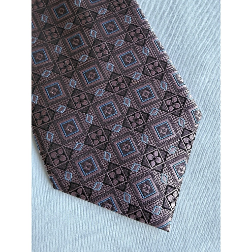 Guy Laroche	Pink Floral Woven Geometric Jacquard	100% Silk Tie Necktie